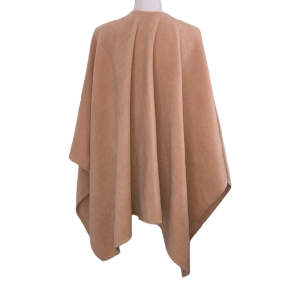 RUANA CAPE Tan Bandless Shawl Throw Over Fleece - Picture 4 of 11